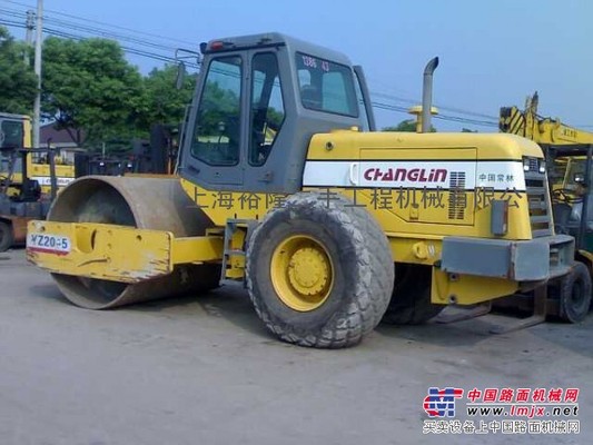 供应常林振动压路机/常林振动压路机价格/二手常林振动压路机
