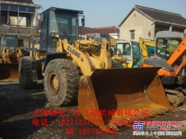 河南二手龙工装载机行情【郑州二手龙工30装载机，新款价格表】
