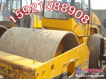 提供二手18吨压路机市场：二手20吨压路机市场