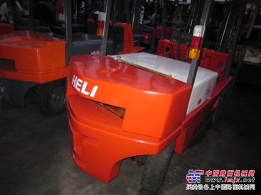 供应低价格销售合力3吨柴油叉车 合力新款叉车