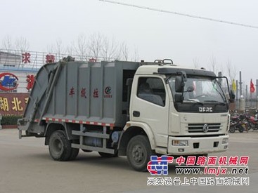 求购东风型压缩式垃圾车