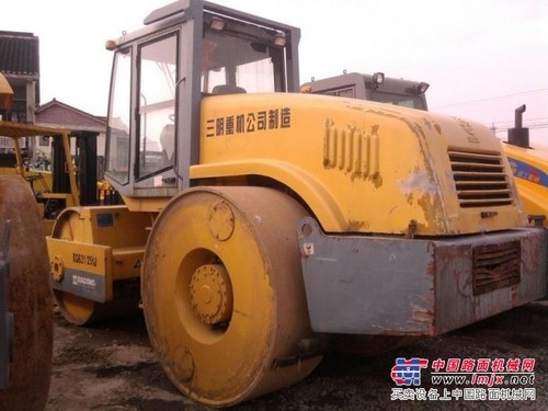 二手徐工振动压路机价格◆二手22吨压路机市场价格路诚信息