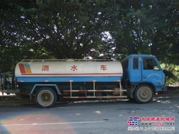 出租洒水车