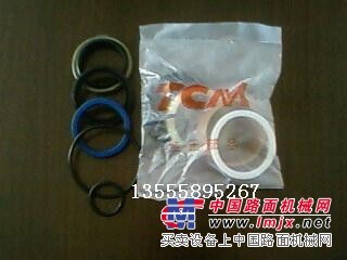 供应1-1.8T横置缸油封