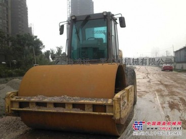 转让04年二手柳工18吨压路机，柳工14吨震动压路机，原装漆
