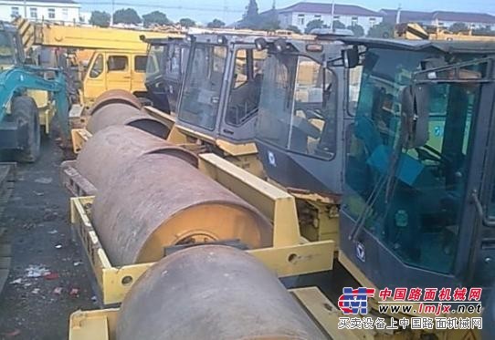 供应年底促销：“二手铁三轮压路机价格” →徐工牌！