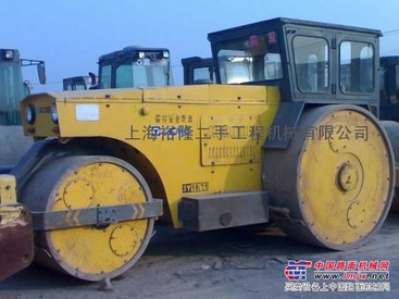供应徐工三轮压路机，徐工震动压路机，柳工震动压路机