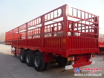 梁山挂车  仓栅式运输半挂车
