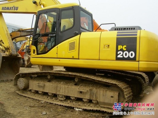 與您共享“二手挖掘機”上海“二手小鬆挖掘機”二手挖土機