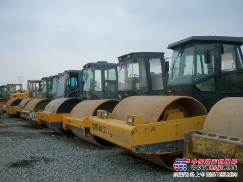 “二手18吨徐工压路机”“上海二手徐工压路机价格信息”