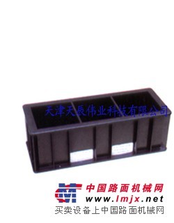 优质塑料工程100三联试模(天辰伟业)
