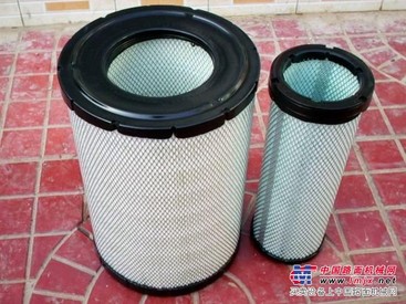 供应东风运煤王，玉柴610B，K2136-2空气滤清器