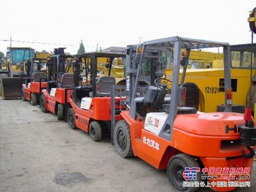 供应安徽二手叉车/合肥二手叉车全国热销中