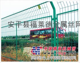 高速公路围栏网，公路隔离栅，公路封闭网