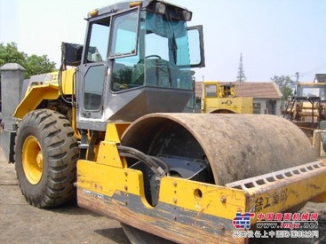 琳琅满目“二手震动压路机”二手徐工压路机