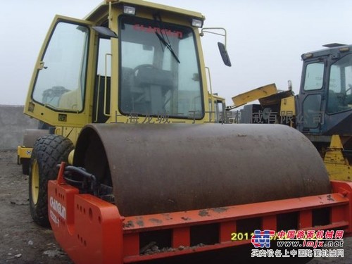 上海龙城专业销售二手常林压路机二手柳工徐工压路机市场