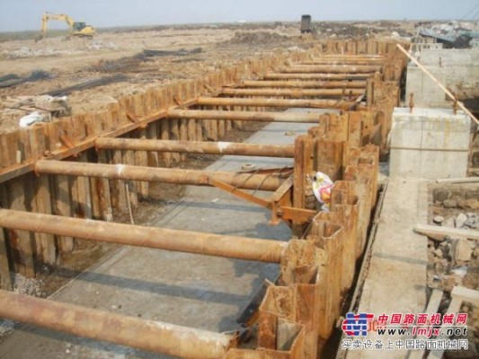 河南郑州钢板桩租赁施工