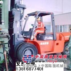 出租叉车上海嘉定区叉车出租-集装箱叉车出租、掏箱、吊车出租