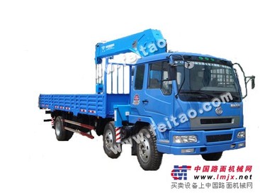 供应大型随车起重运输车