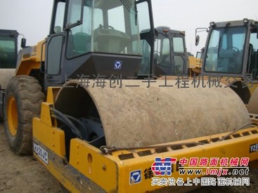 二手旧压路机跳蚤市场“二手徐工18吨压路机”价格