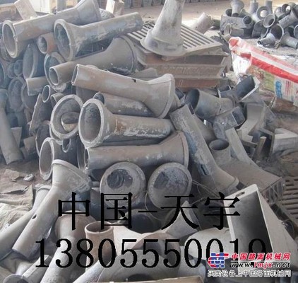 桥梁泄水管