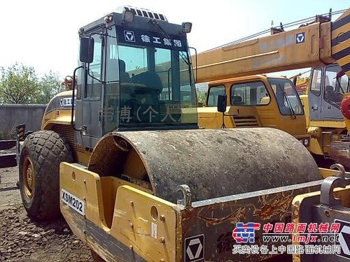 供应湖北二手压路机市场广东二手压路机市场2手识别