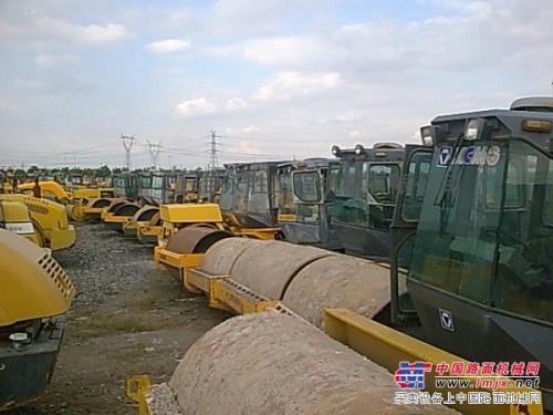 吉林二手壓路機上海專業供應市場，長春二手壓路機銷售行情