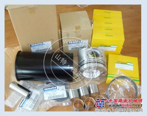 小松挖掘机配件PC200/PC300发动机缸体，四配套