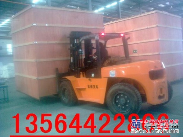 上海普陀叉車出租-企業/單位搬遷-5噸叉車出租
