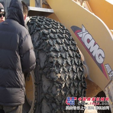 礦山地區裝載機輪胎保護鏈/工程施工鏟車保護鏈