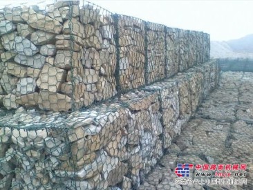 安平丰瑞长期供应石笼网，堤坡防护网