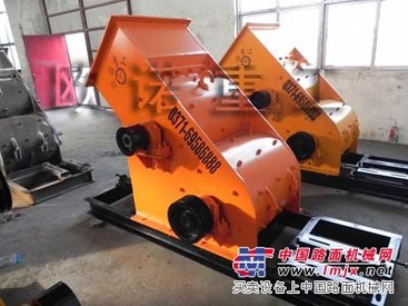 煤渣粉碎机价格不到万元确实实惠
