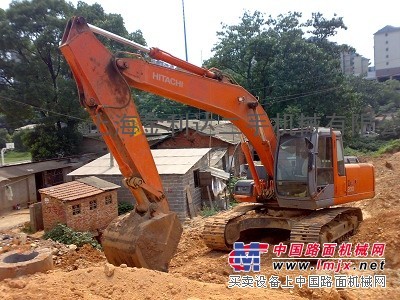 供應上海二手工程機械，如：二手吊車，二手挖機，二手裝載機