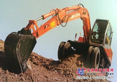 轮胎小型挖掘机/小型轮胎挖掘机