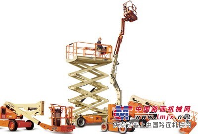 出租型號800直臂式24m高空作業車日租600曲臂式高空作業