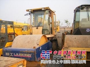 供应二手江苏压路机平价出售详请（图片）