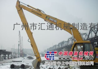 山河智能加长臂挖掘机