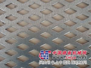 年发冲孔网重量轻、防滑、美观