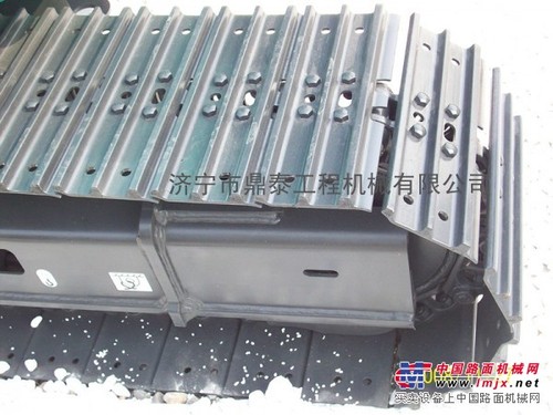 供应小松挖掘机PC120底盘件