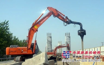 杭州出租打樁機、拉森樁、鋼板樁、大型平板車運輸