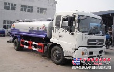 供应东风天锦洒水车价格 10吨洒水车价格
