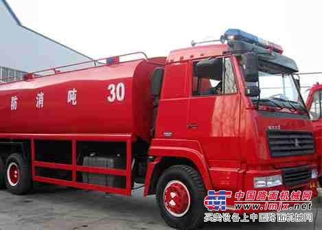 供應(yīng) 重汽豪濼單橋水罐消防車8噸