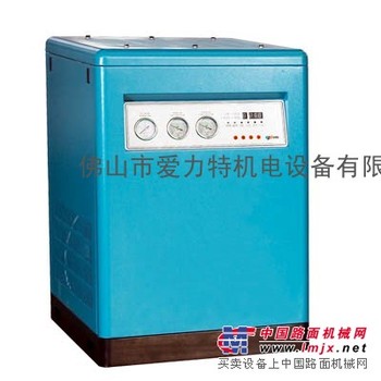 供应风冷型冷冻式压缩空气干燥机