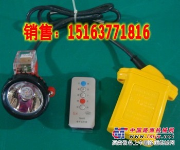 供应提供矿用甲烷瓦斯报警矿灯
