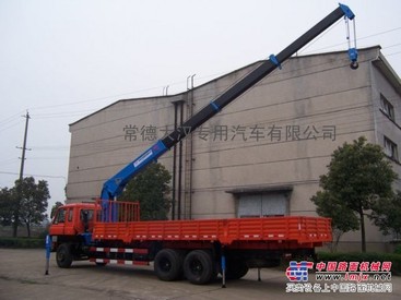 直臂随车吊12吨湖南常德生产 