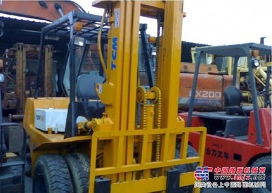 奇峰告诉你：二手合力3吨叉车，二手TCM4吨叉车价格