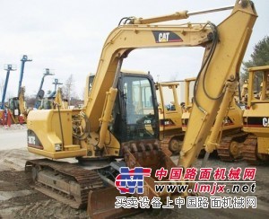 上海的二手纯进口卡特挖掘机直销交易市场