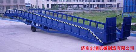供应移动式液压登车桥