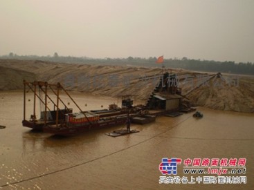 亿泰新型高效挖沙船|2011年热销品牌|2011年热销挖沙船|青州亿泰是挖沙船品牌