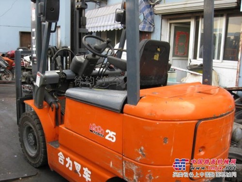 转让：二手电瓶叉车‖二手电动叉车